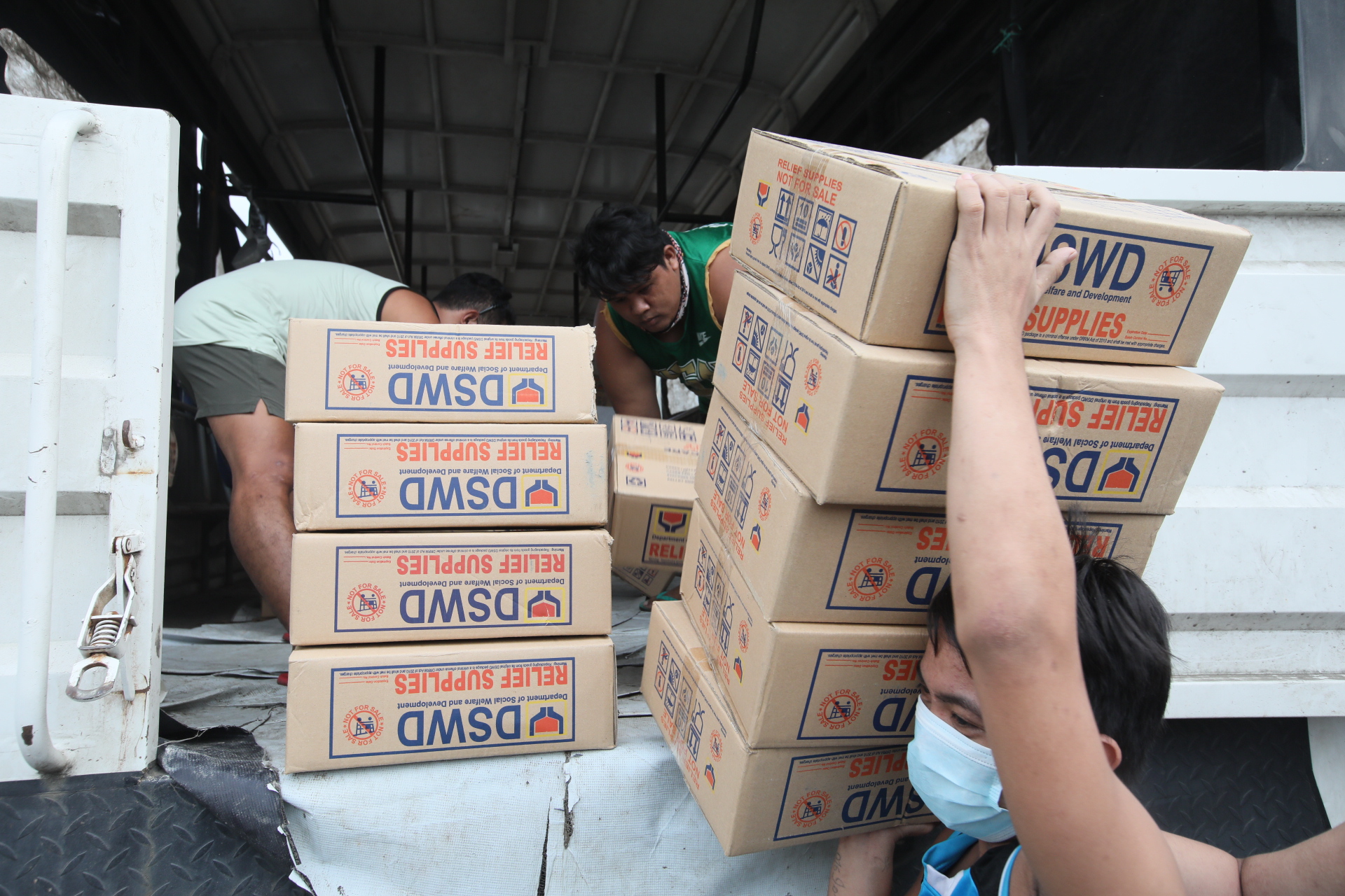 Relief goods | Photos | Philippine News Agency