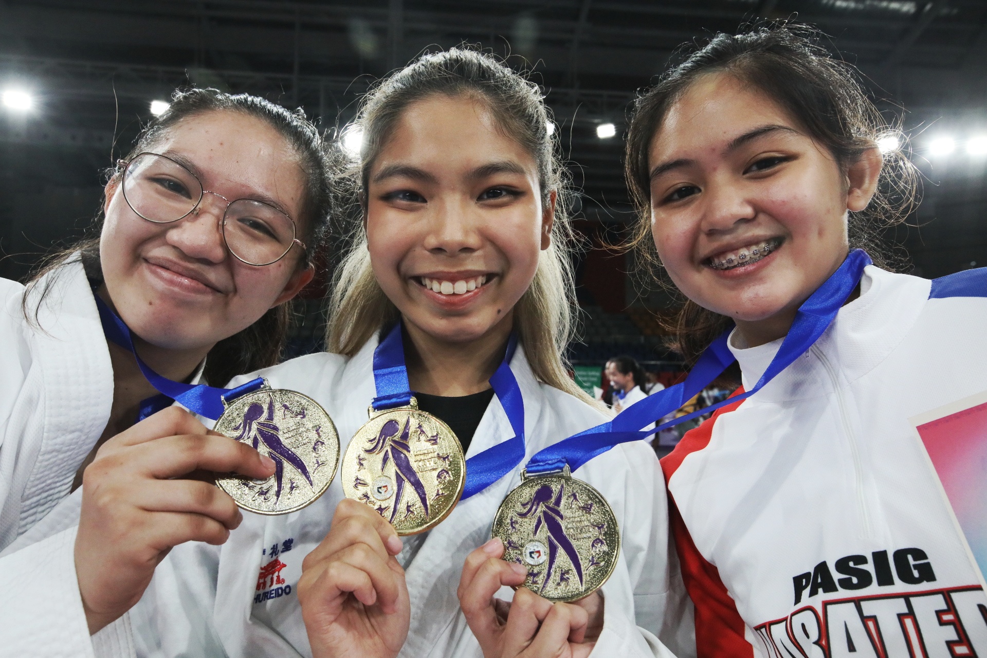 Golden girls | Photos | Philippine News Agency