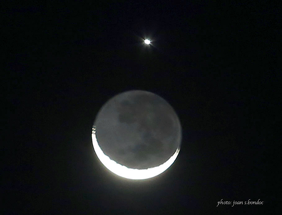 Venus, crescent moon align