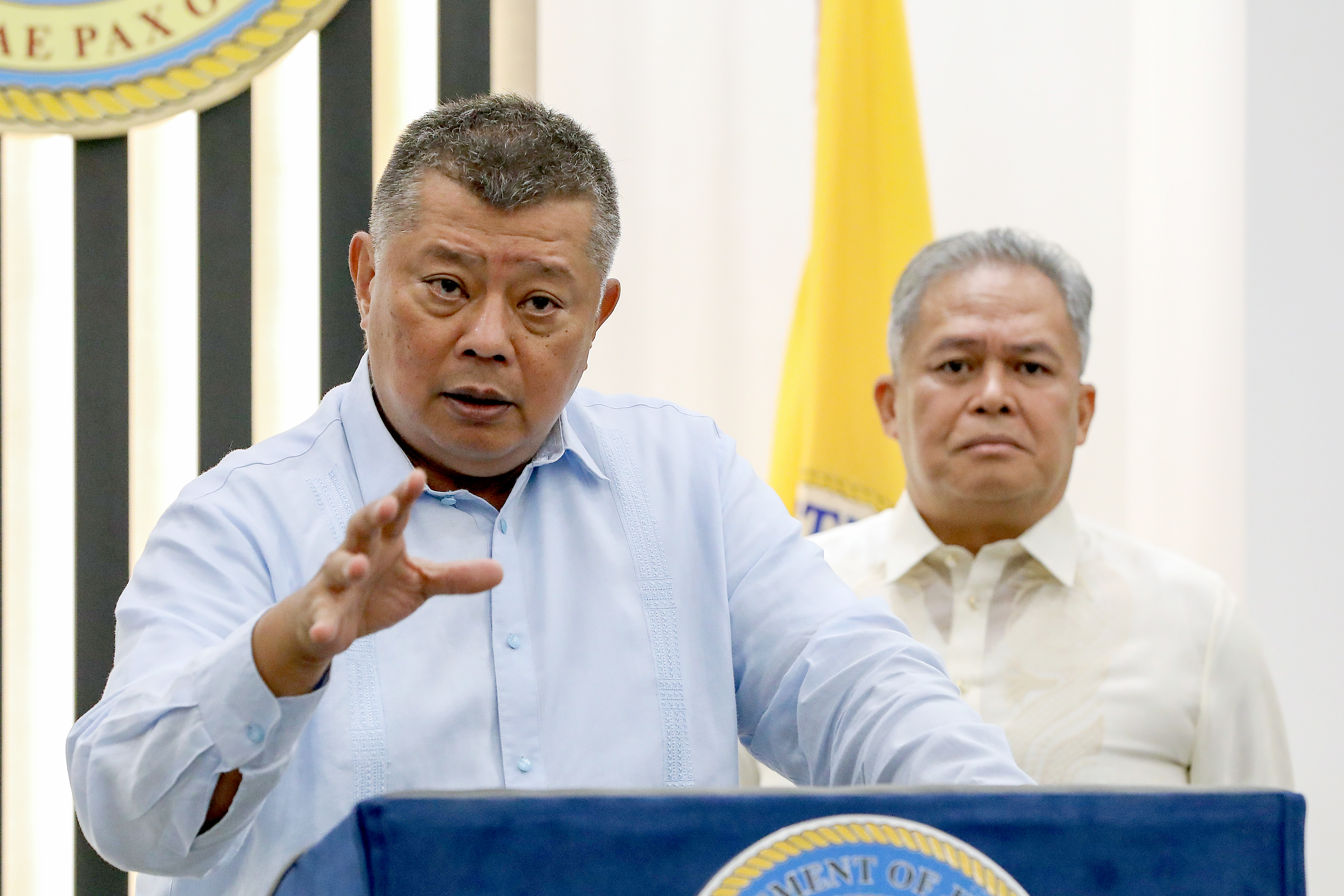 Sec Remulla가 Timor-Leste Pres Horta를 만났습니다. 해결된 문제 2개
